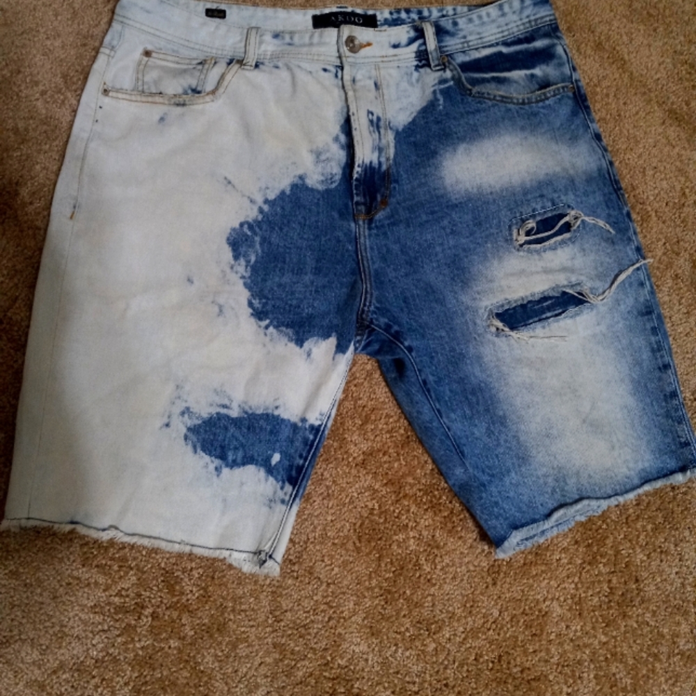 Akoo shorts